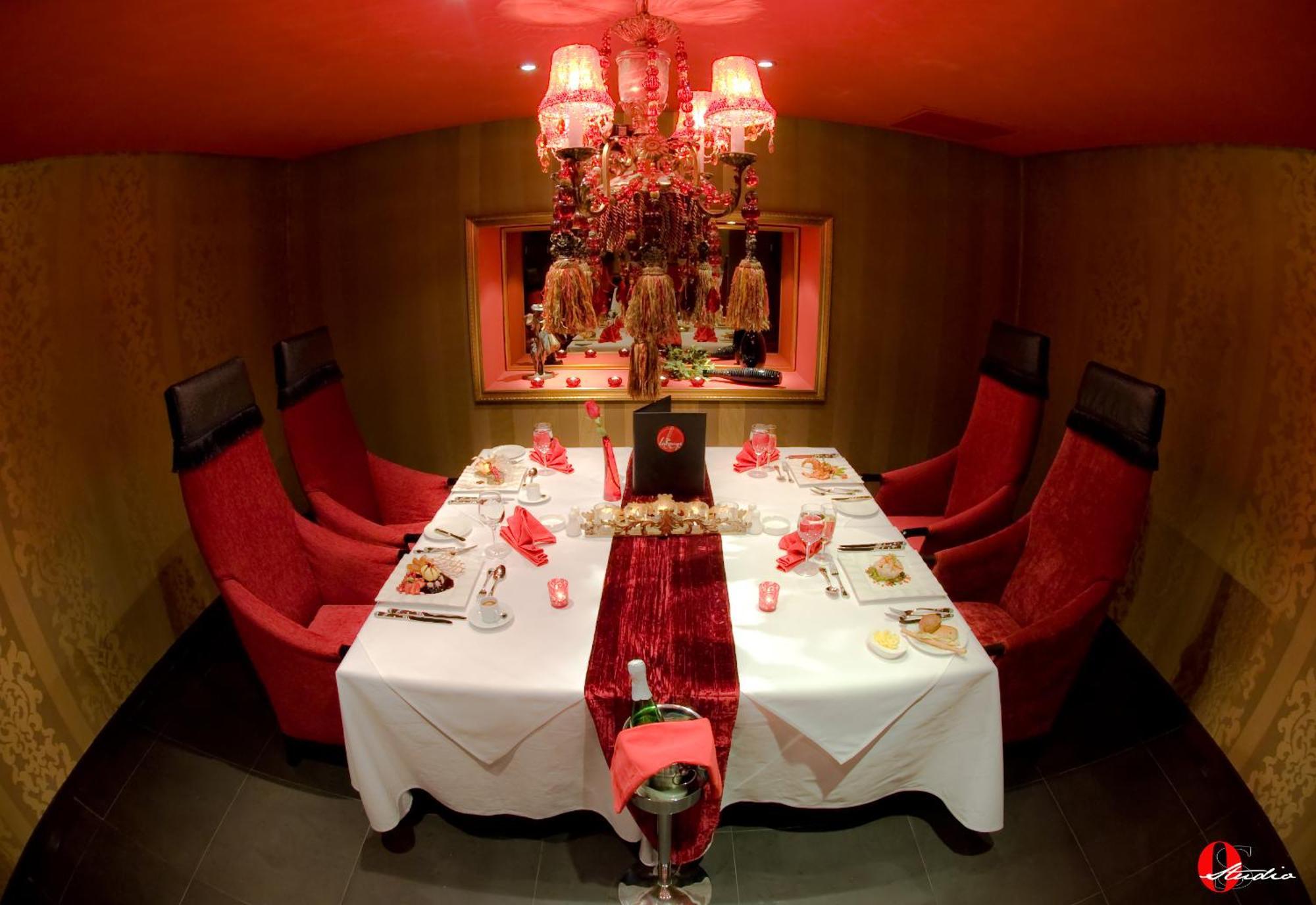 כוויית The Convention Center & Royal Suites Hotel מראה חיצוני תמונה