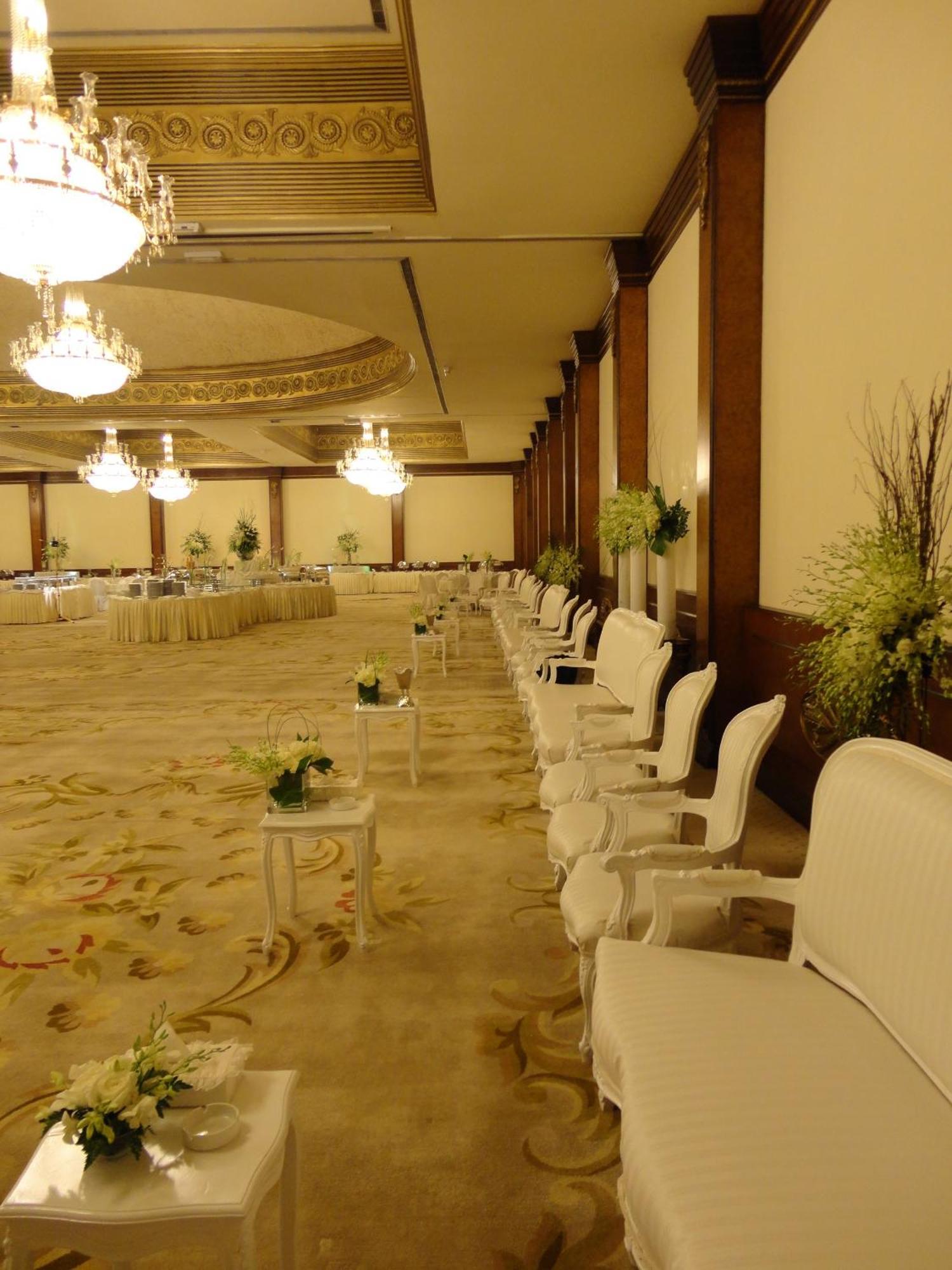 כוויית The Convention Center & Royal Suites Hotel מראה חיצוני תמונה